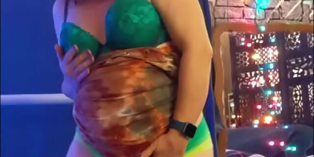 amateur,dancing,dildo,homemade,milf,pussy,redhead,sex,solo,toys,wife