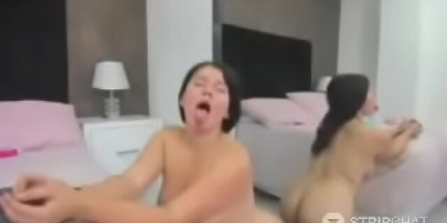 brunette,dancing,latina,natural tits,small tits,webcam