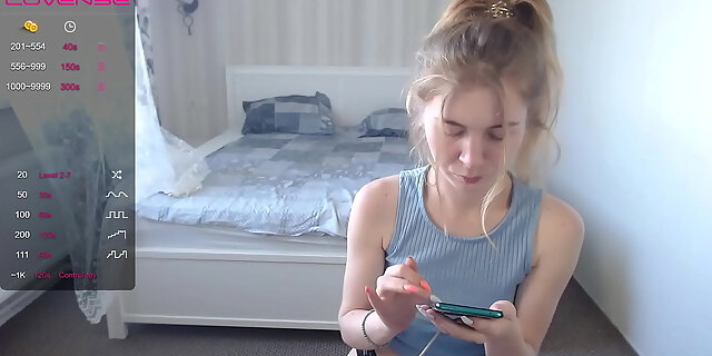 amateur,big ass,dildo,masturbation,orgasm,perfect,pussy,real,teen,webcam