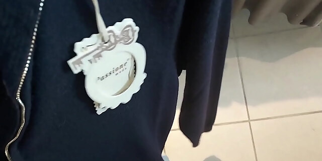 amateur,ass,big ass,dirty,italian,milf,outdoor,public,voyeur,yoga