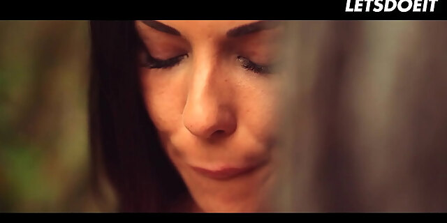 babes,blowjob,brunette,cum in mouth,cumshot,erotic,european,latin,molten,outdoor,pornstar,pussy,sensual,shaved pussy,spanish