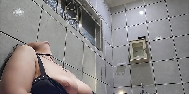 blowjob,boobs,brunette,cum,hardcore,lingerie,master,milf,molten,party,pussy,sex