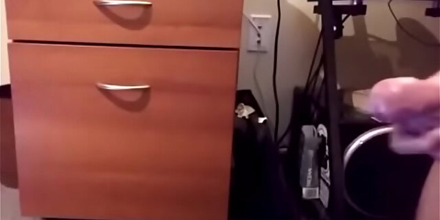 amateur,big cock,cum,cumshot,handjob,masturbation,orgasm,shaved,solo,teen,webcam