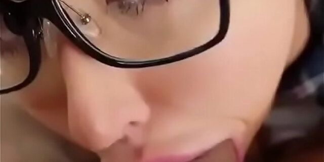 blonde,deepthroat,glasses