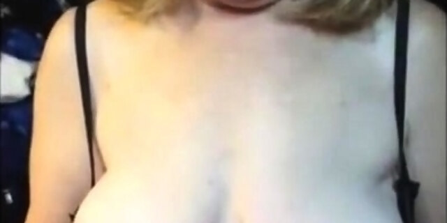 amateur,boobs,cumshot,handjob,mature,softcore,solo