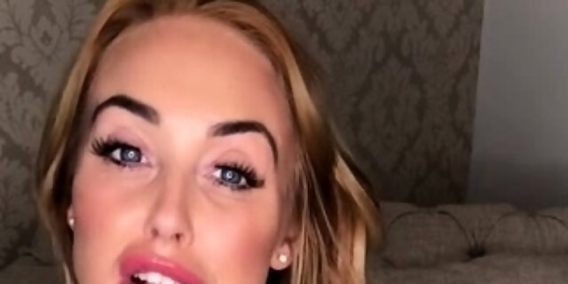 amateur,babes,brunette,lingerie,solo,stockings,webcam