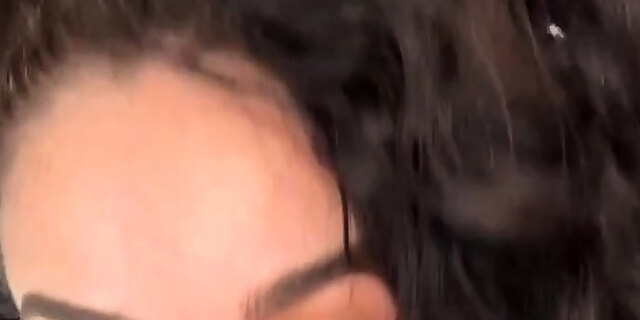 babes,brunette,masturbation,solo,webcam