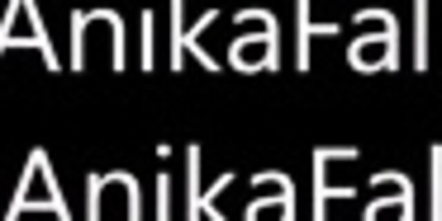 amateur,babes,blowjob,brunette,foot fetish,slave,solo