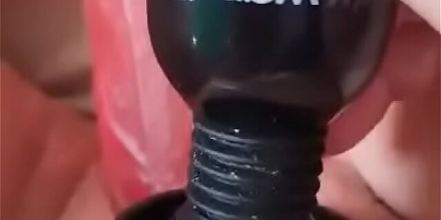 bodybuilder,dildo,fitness,gym,masturbation,muscle,workout