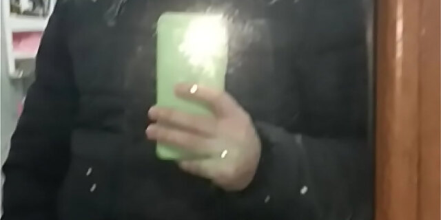 amateur,big cock,handjob,homemade,masturbation