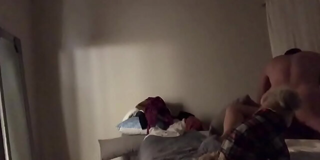 amateur,brunette,busty,girlfriend,homemade