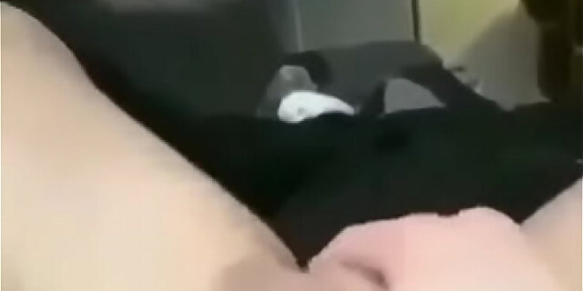 friend,orgasm,squirt,squirting