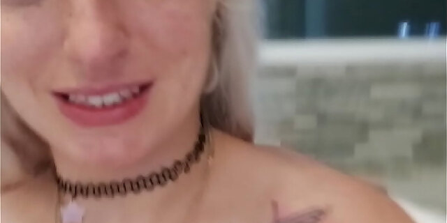 blonde,model,pornstar,shaved