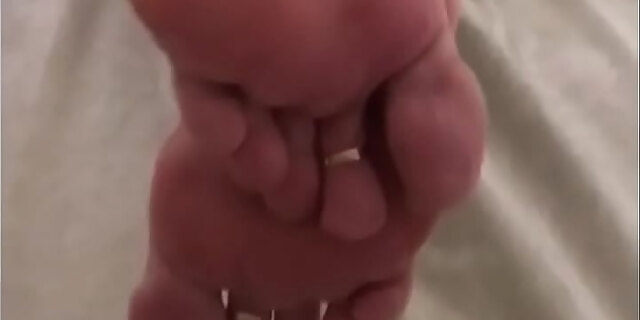feet,fetish,foot fetish