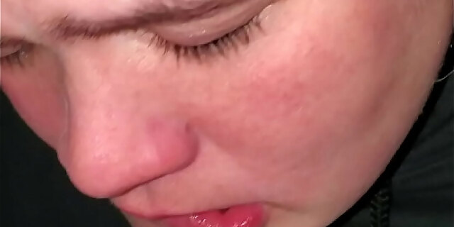 blowjob,slut,swallow