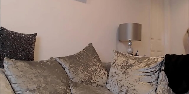 anal,ass,big ass,blonde,boobs,curvy,dildo,fake tits,milf,oiled,sex,toys,webcam