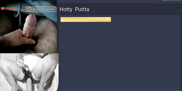 latina,milf,pussy,shaved pussy,slut,webcam